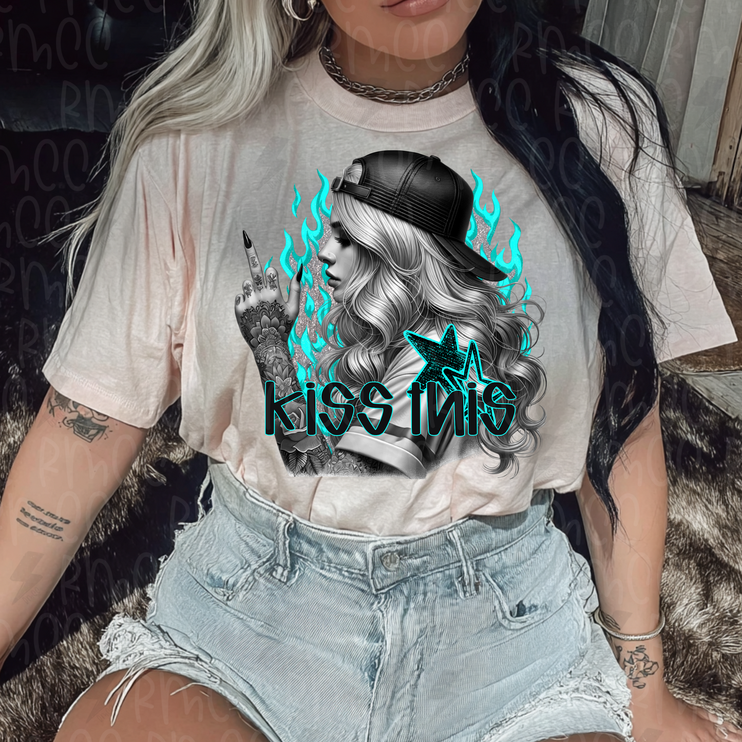 Kiss this | PNG