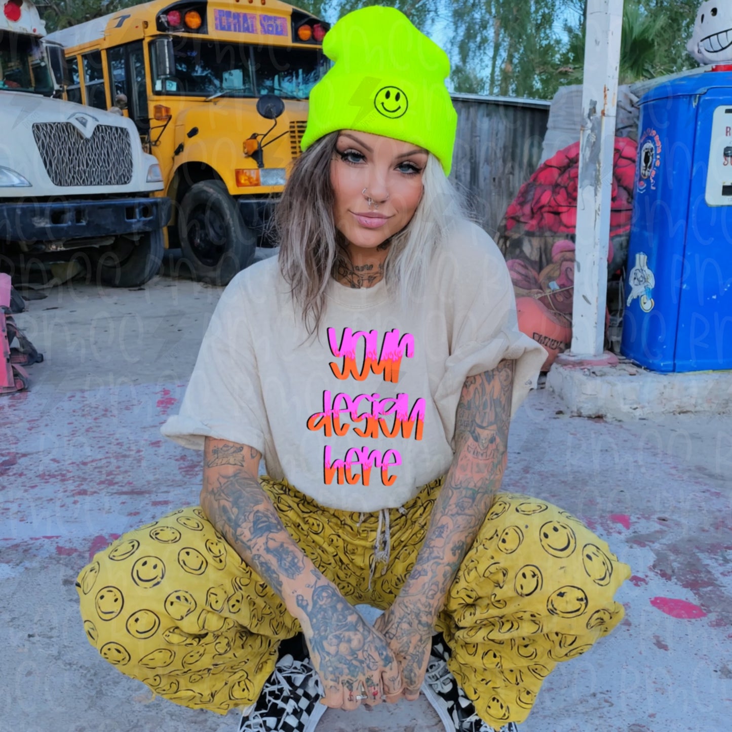 Mock Up | ivory T-shirt