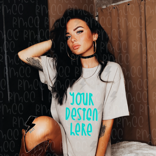 Mock Up | White T-shirt