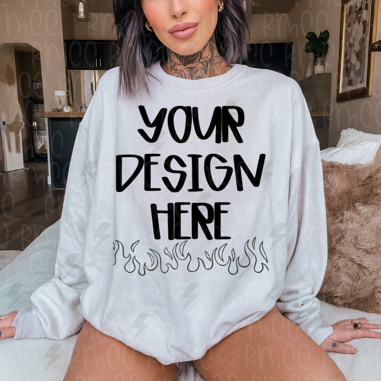 Mock Up | White Sweatshirt