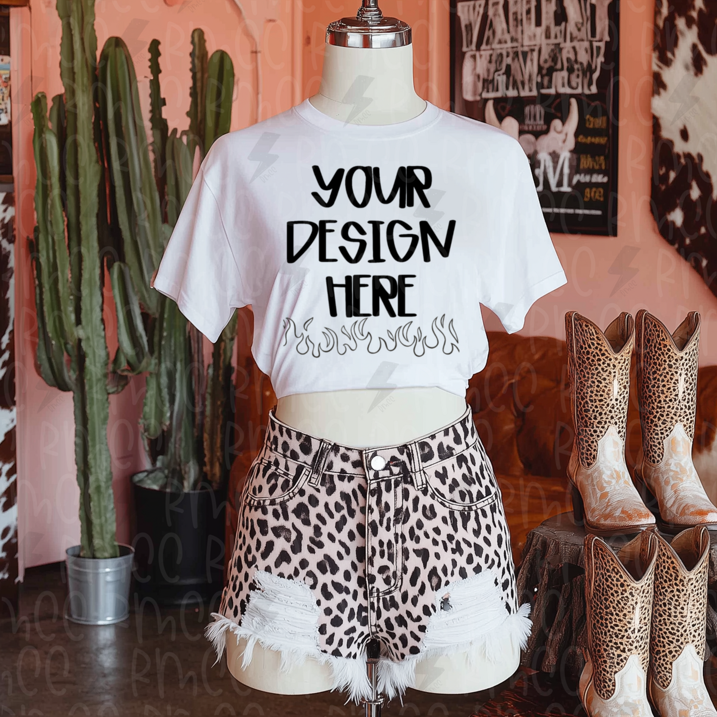 Mock Up | White T-shirt