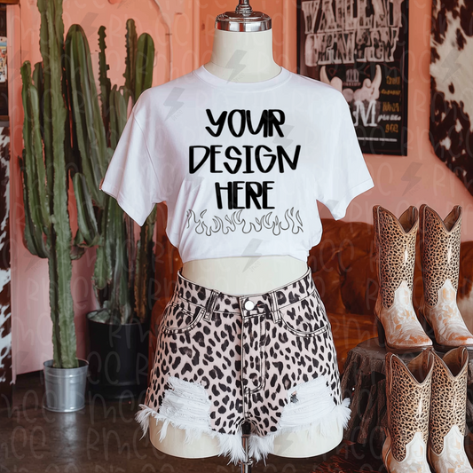 Mock Up | White T-shirt