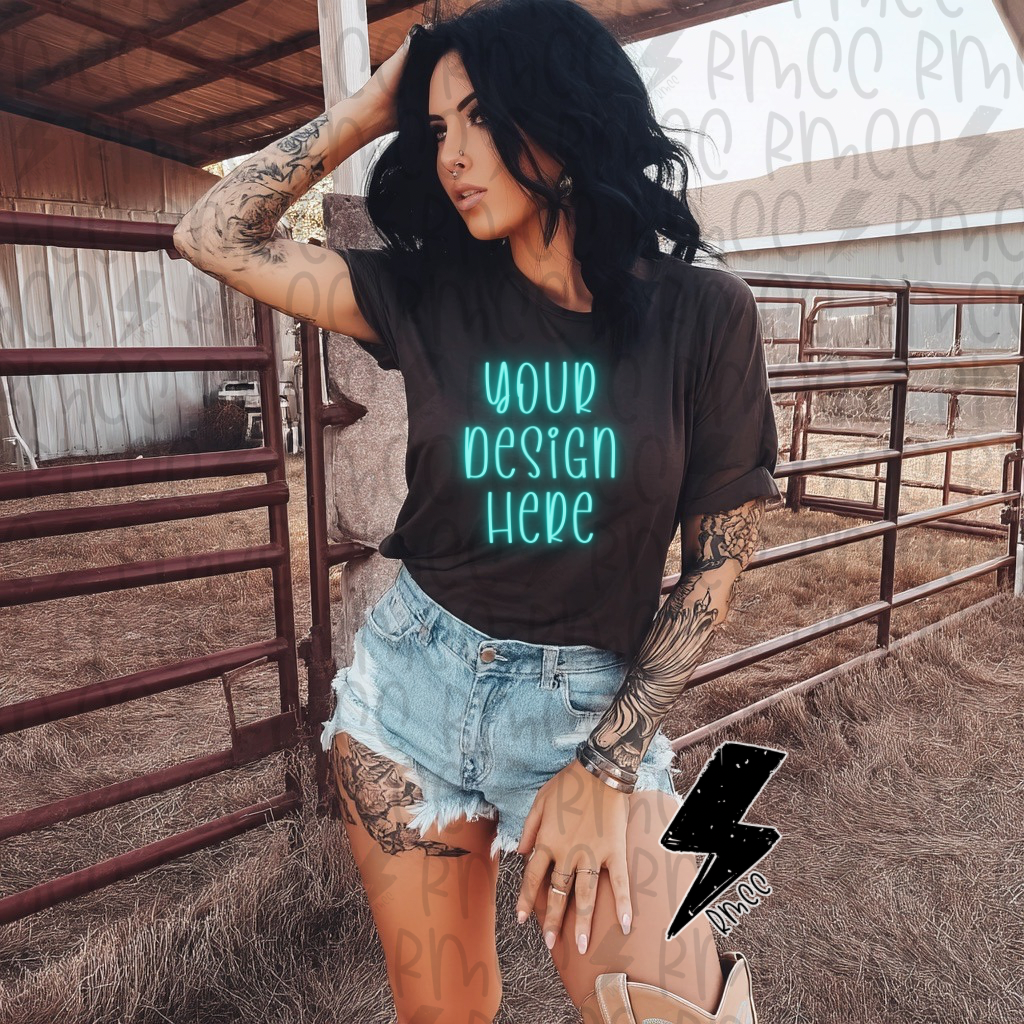 Mock Up | Black T-shirt