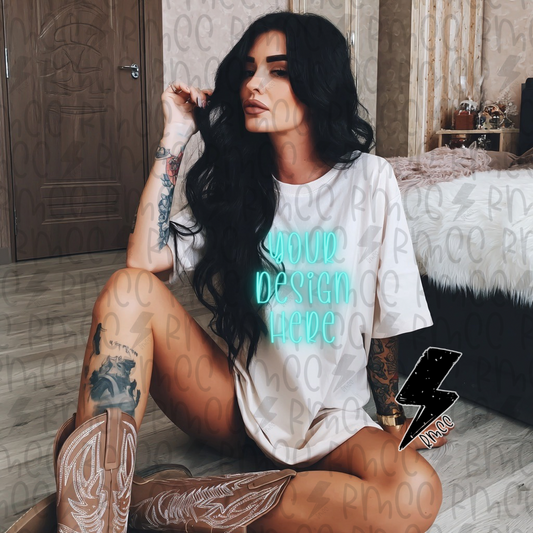 Mock Up | White T-shirt