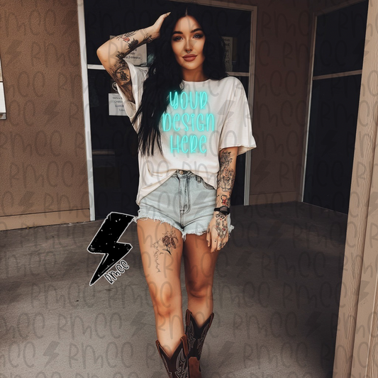 Mock Up | White T-shirt